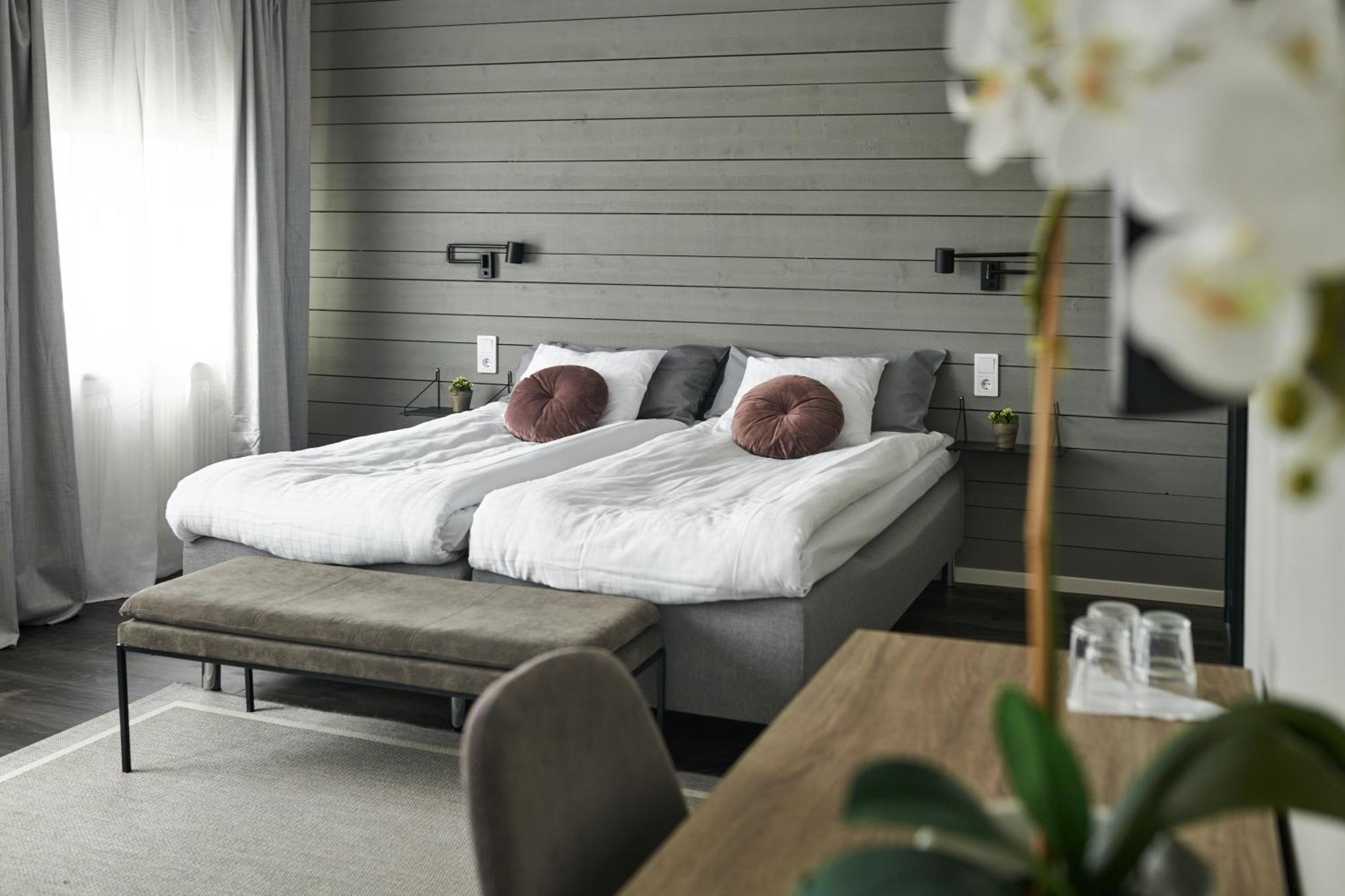 Hotell Radhuset Lidkoping Luaran gambar