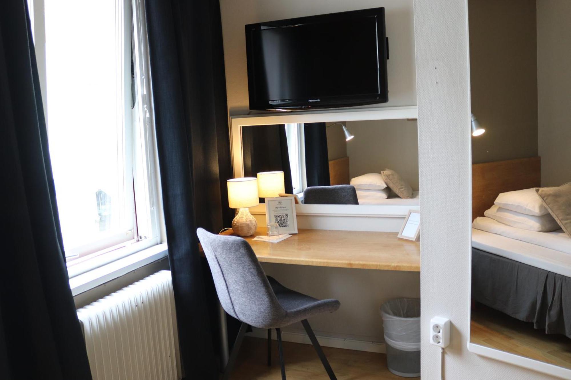 Hotell Radhuset Lidkoping Luaran gambar