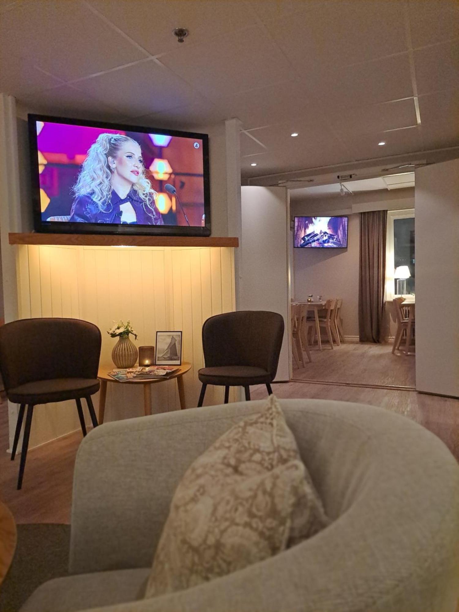 Hotell Radhuset Lidkoping Luaran gambar