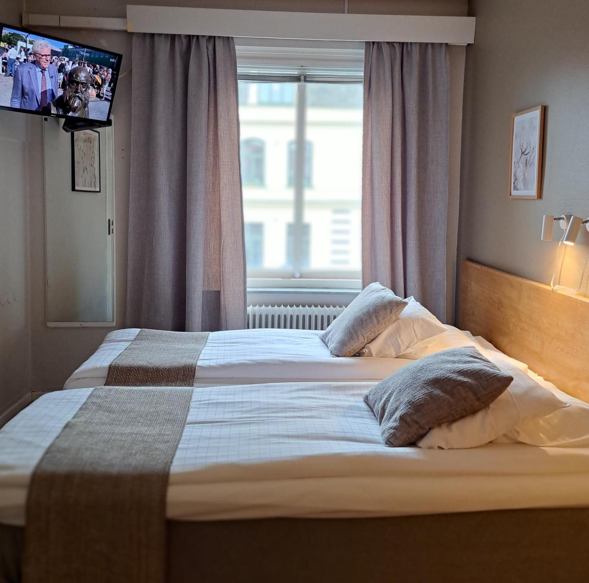 Hotell Radhuset Lidkoping Luaran gambar