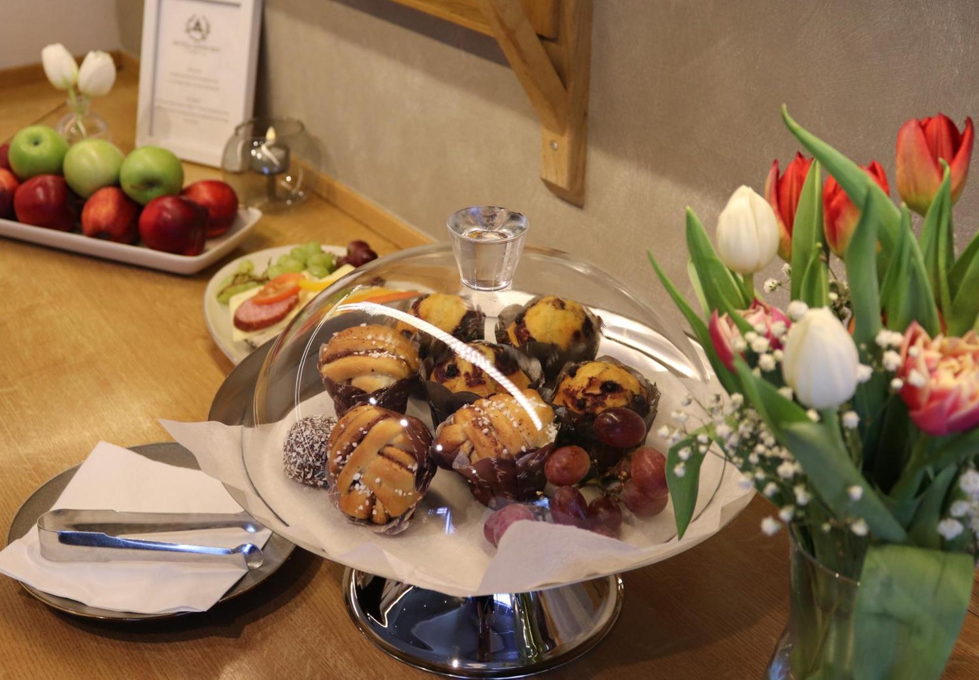 Hotell Radhuset Lidkoping Luaran gambar